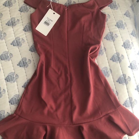 Off The Shoulder Ruffle Hem Dress Rose - Picture 9 of 10